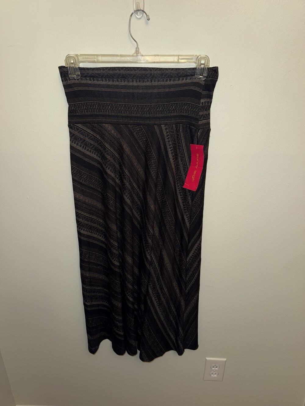 NWT Sunny Leigh Small Maxi Skirt Black Brown Chevron Striped Boho Long Pull On